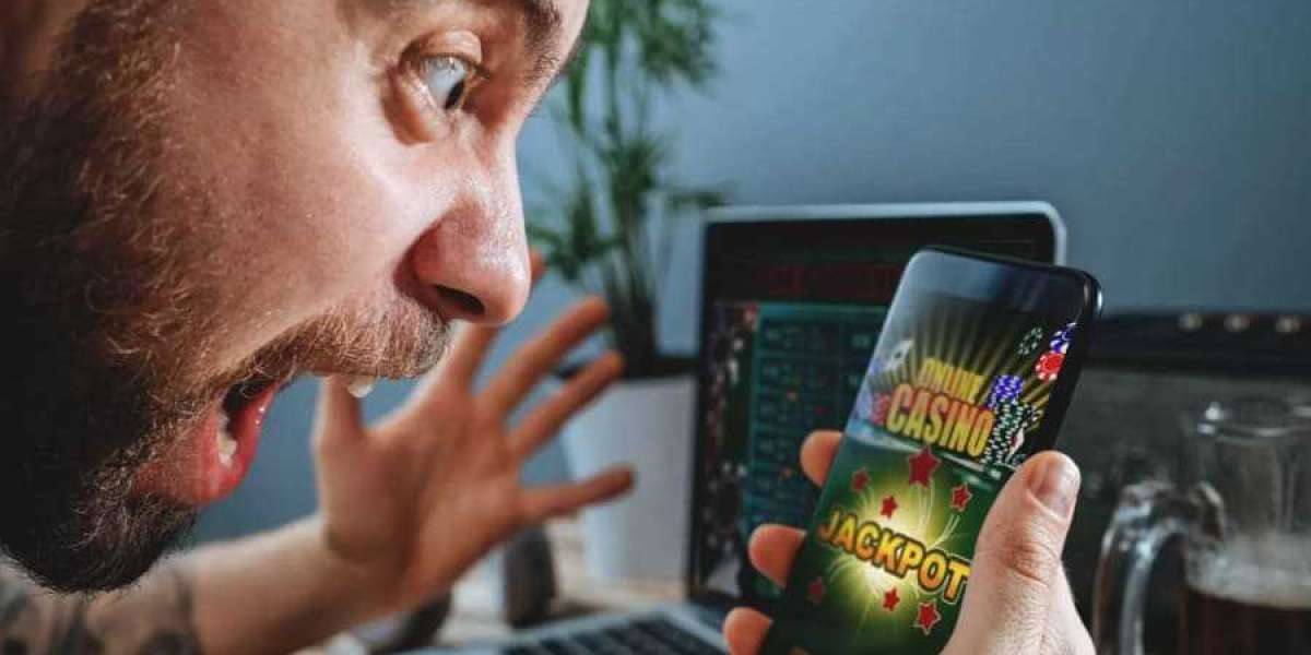 Master the Art of Playing Online Baccarat: Essential Guide